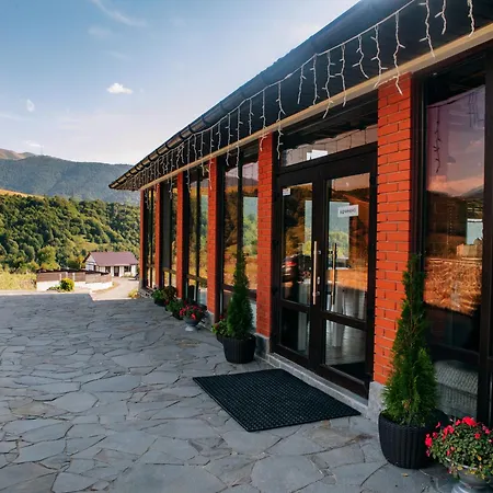 Eco Hotel *